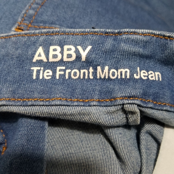 Abby Tie Front Mom Jeans Size 16.Waist approx: 19 inchesInseam approx: 27 inc - Picture 9 of 9